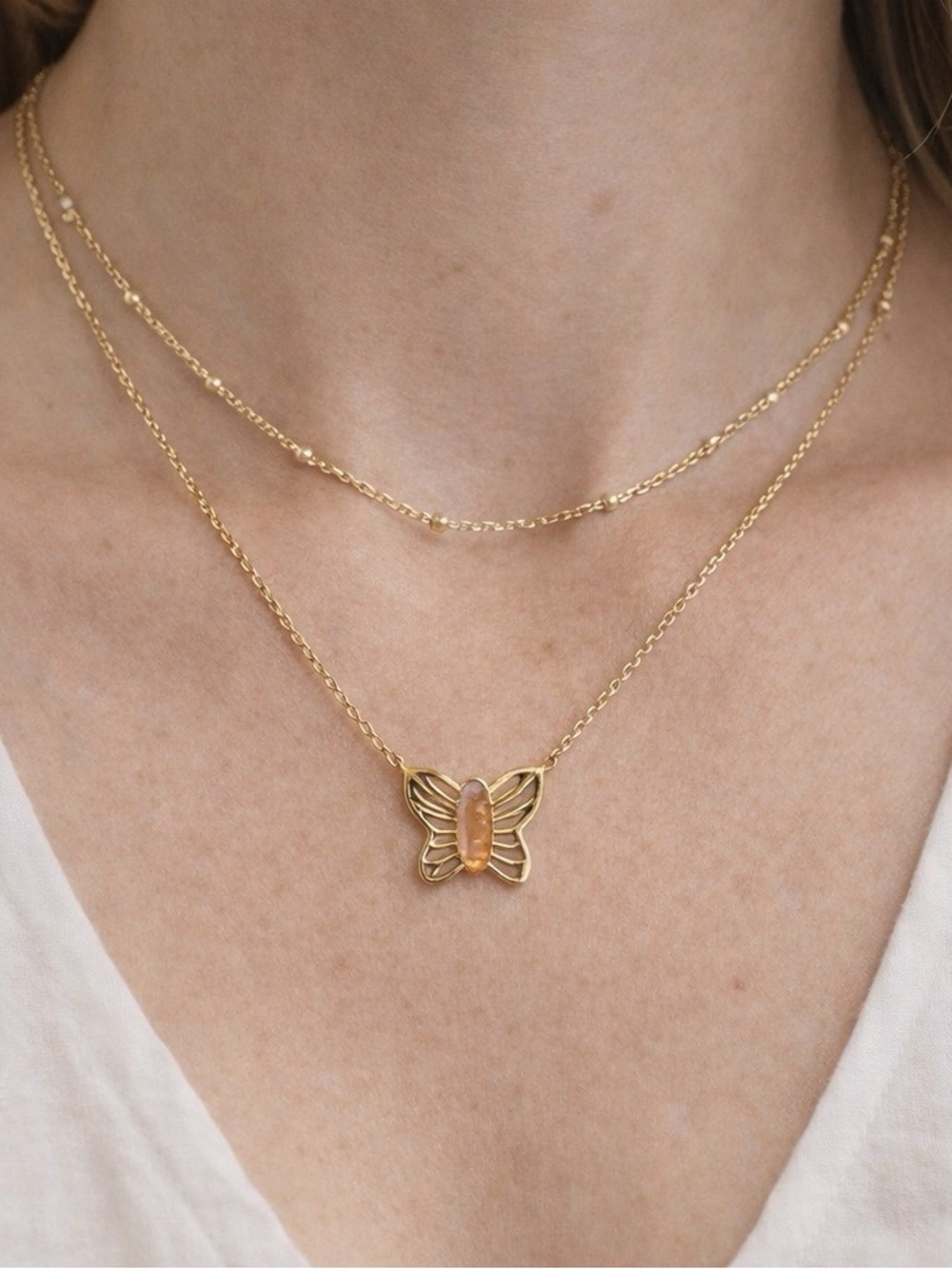 Kendra Scott Butterfly Multi-Strand Necklace in Coral Catseye - Picture 2 of 8